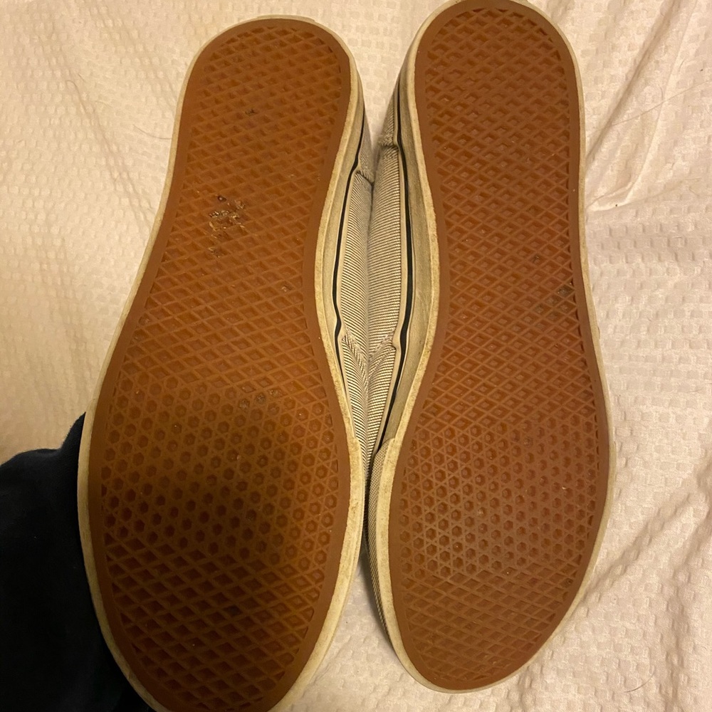 Vans - Picture 4 of 4